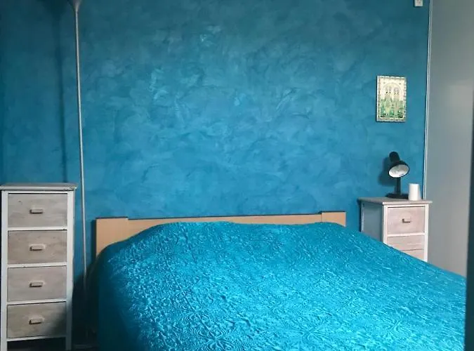 Leucate, Maison Dans Village Naturiste Eden à 50 M De La Plage, 4 Personnes *
